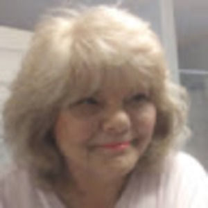 Meet your Posher, Janet